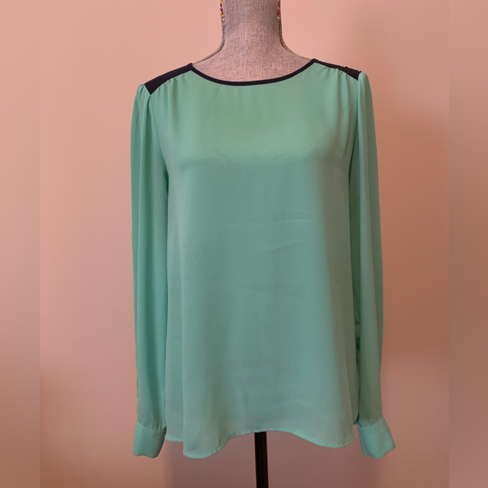 Forever 21 green blouse, size L, 100% polyester